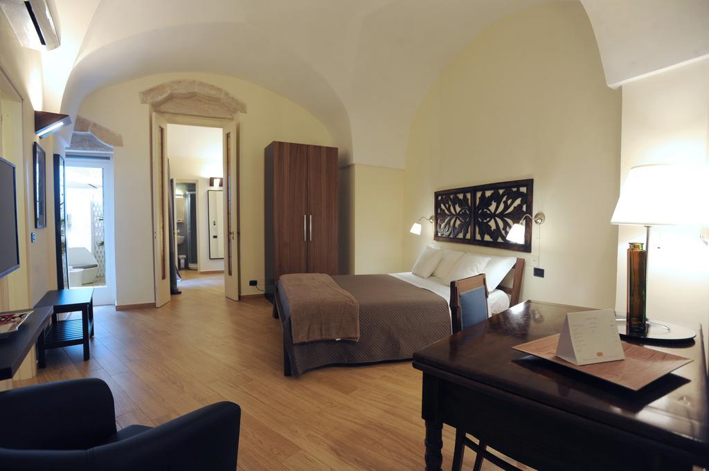 Negramaro Suite B&B Lecce Værelse billede