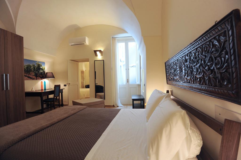 Negramaro Suite B&B Lecce Værelse billede