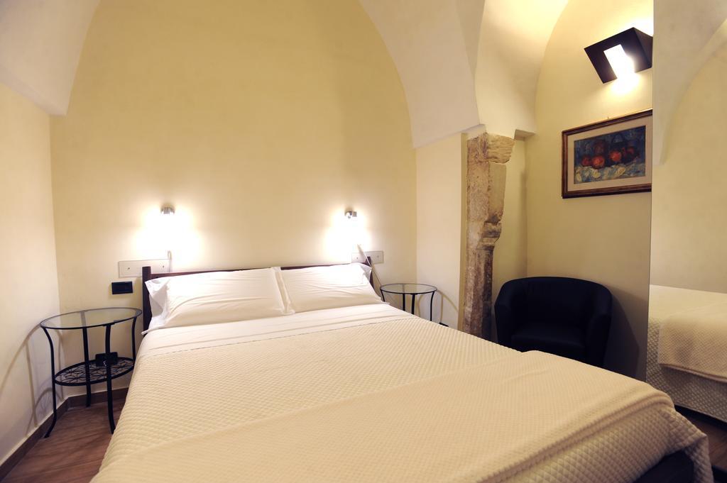 Negramaro Suite B&B Lecce Værelse billede